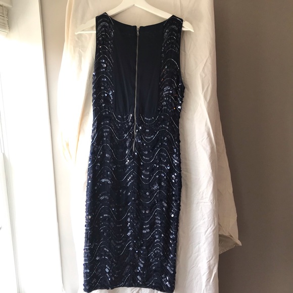 Navy blue Alice & Olivia sequin dress size 6 - Picture 4 of 8